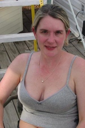 Aline - rencontre-Naturiste-Le Mans